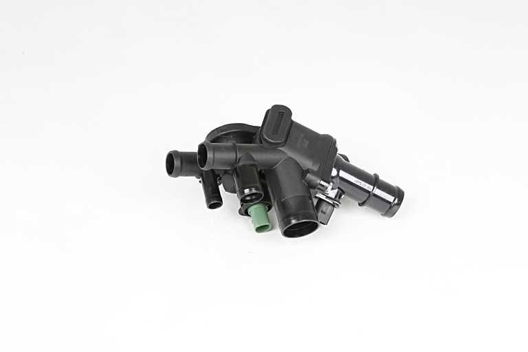 BSG BSG 90-500-032: Pompe à eau avec régulateur intégré, avec joint d'étanchéite, avec contact-coupure intégré, avec kit de vis