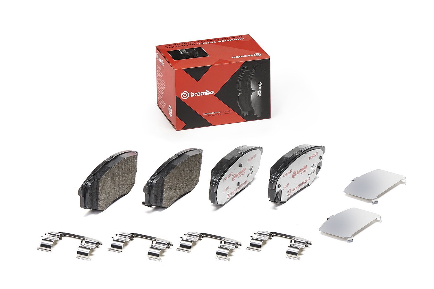 BREMBO P 30 055X: Piduriklotsid XTRA LINE koos lisadega, koos kokkusurumisvastase plekiga