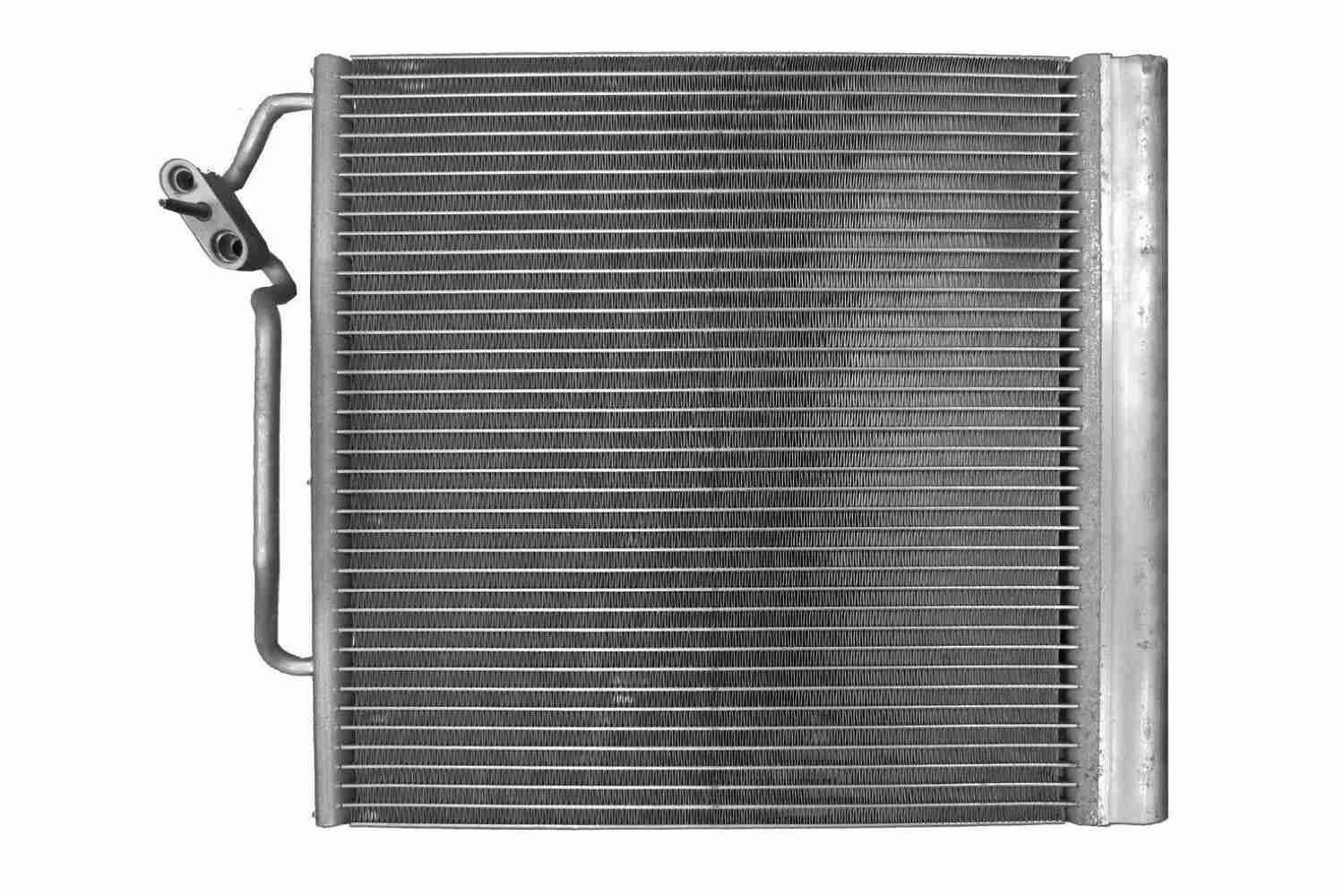VEMO V30-62-1046: Condensatore climatizzatore Qualità de VEMO originale 325 x 380 x 16, con essiccatore