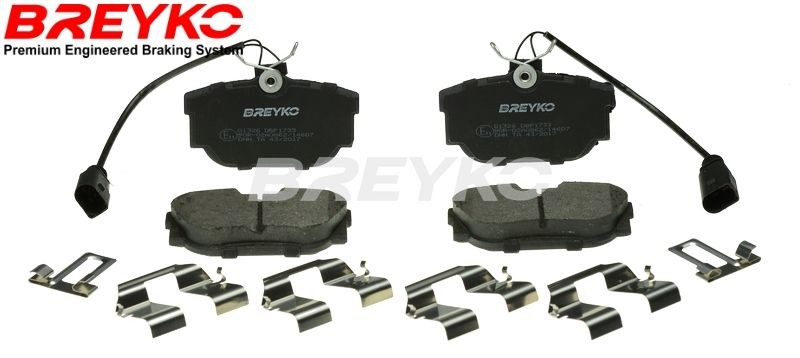 DAVID VASCO Q1326: Juego de pastillas de freno BREYKO PREMIUM Eje trasero, con arandelas distanciadoras, con accesorios, sin tornillos