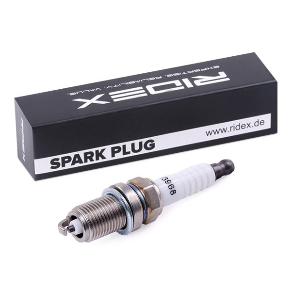 RIDEX 686S0064: Süüteküünal Võtme laius: 16 mm