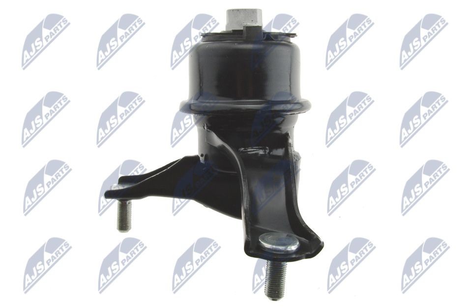 NTY ZTP-LR-007B: Puks Esisild, sees, silla taga, vasakul, paremal, all