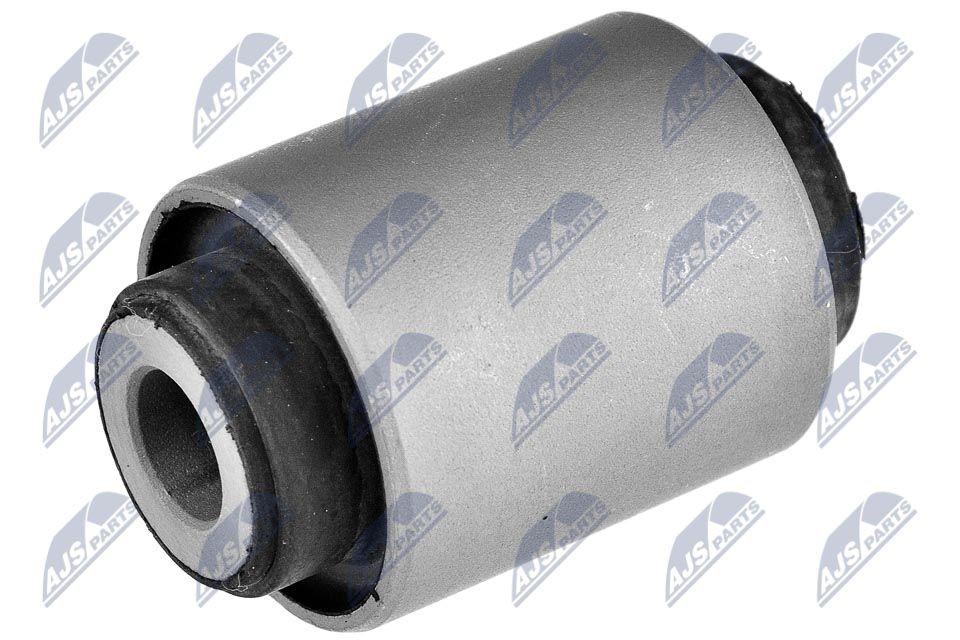 NTY ZTP-SB-003C: Puks Esisild, sees, silla ees, paremal, all, vasakul