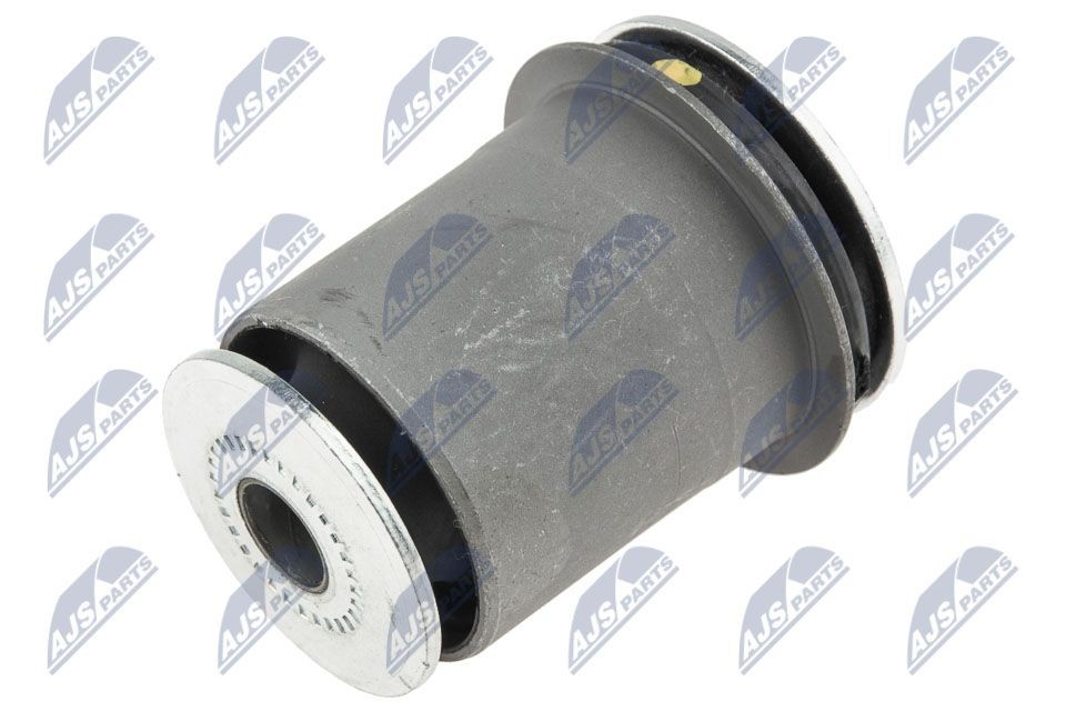 NTY ZTP-TY-104B: Puks Esisild, sees, silla taga, vasakul, paremal, all