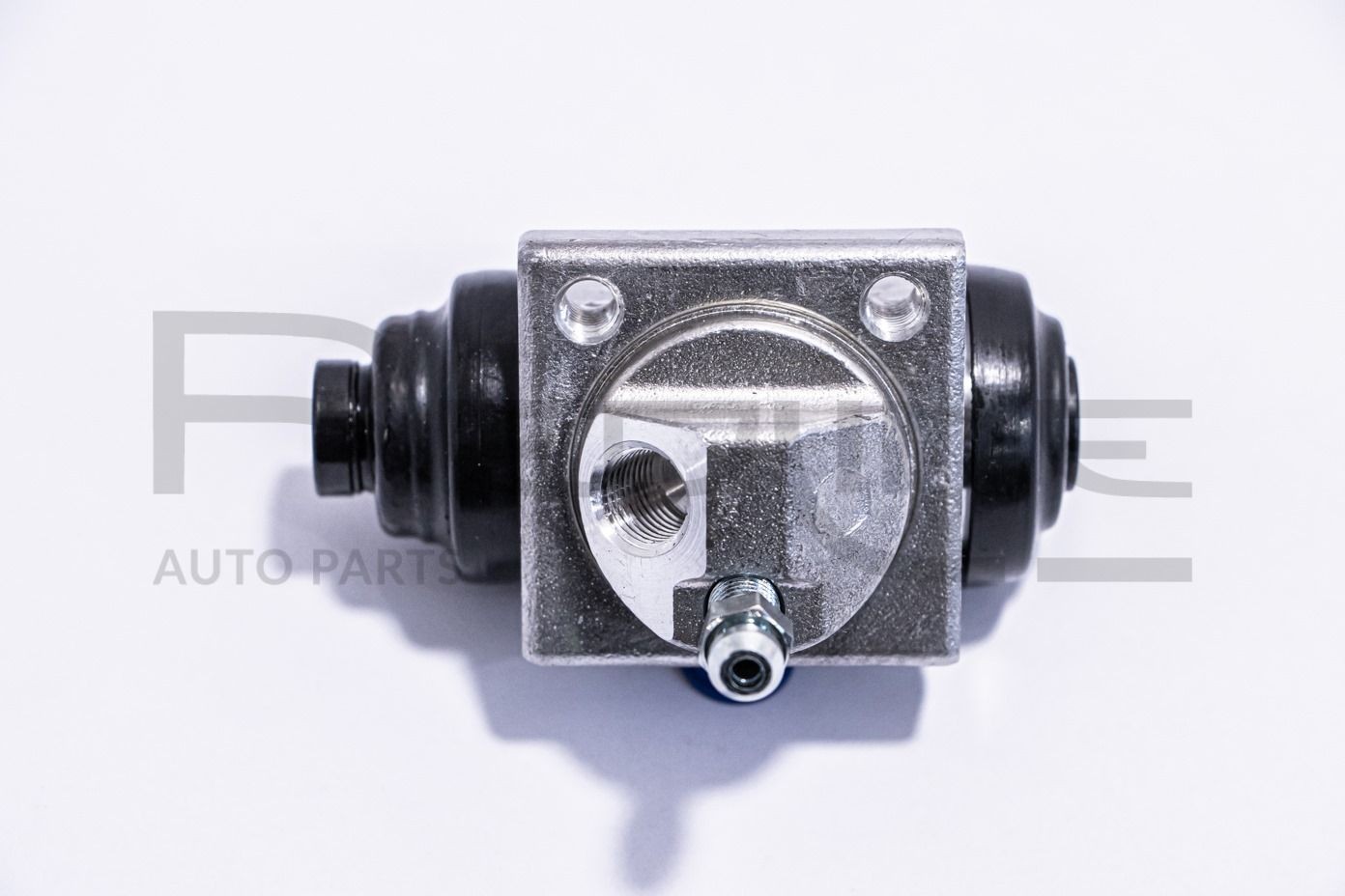 RED-LINE 10SM005: Rattapidurisilinder Tagasild vasakul