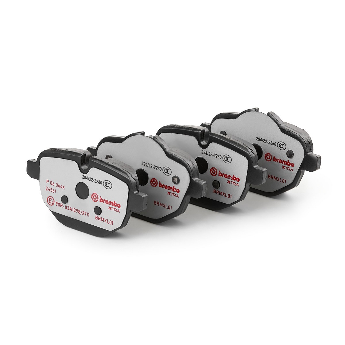 BREMBO P 06 064X: Piduriklotsid XTRA LINE koos lisadega, koos pidurisadula kruvidega, koos kokkusurumisvastase plekiga