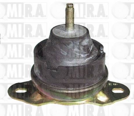 MI.R.A. 25/3829: Piekare, Dzinējs pa labi, priekšā