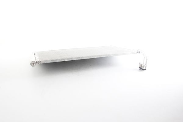 BSG BSG 90-525-031: Kondenzátor, klimatizace 727 x 439 x 16 mm, s vysoušečem