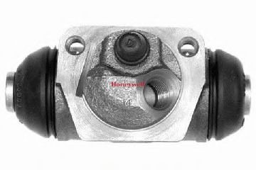 BENDIX 212223B: Rattapidurisilinder taga vasakul, taga paremal