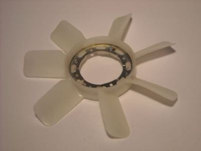 AISIN KZ-131: Kit ambreiaj cu placa de presiune ambreiaj, cu disc ambreiaj, cu rulment presiune Clutch Kit (3P)