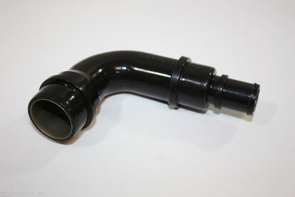 AUTOMEGA 130034910: Furtun, aerisire bloc motor