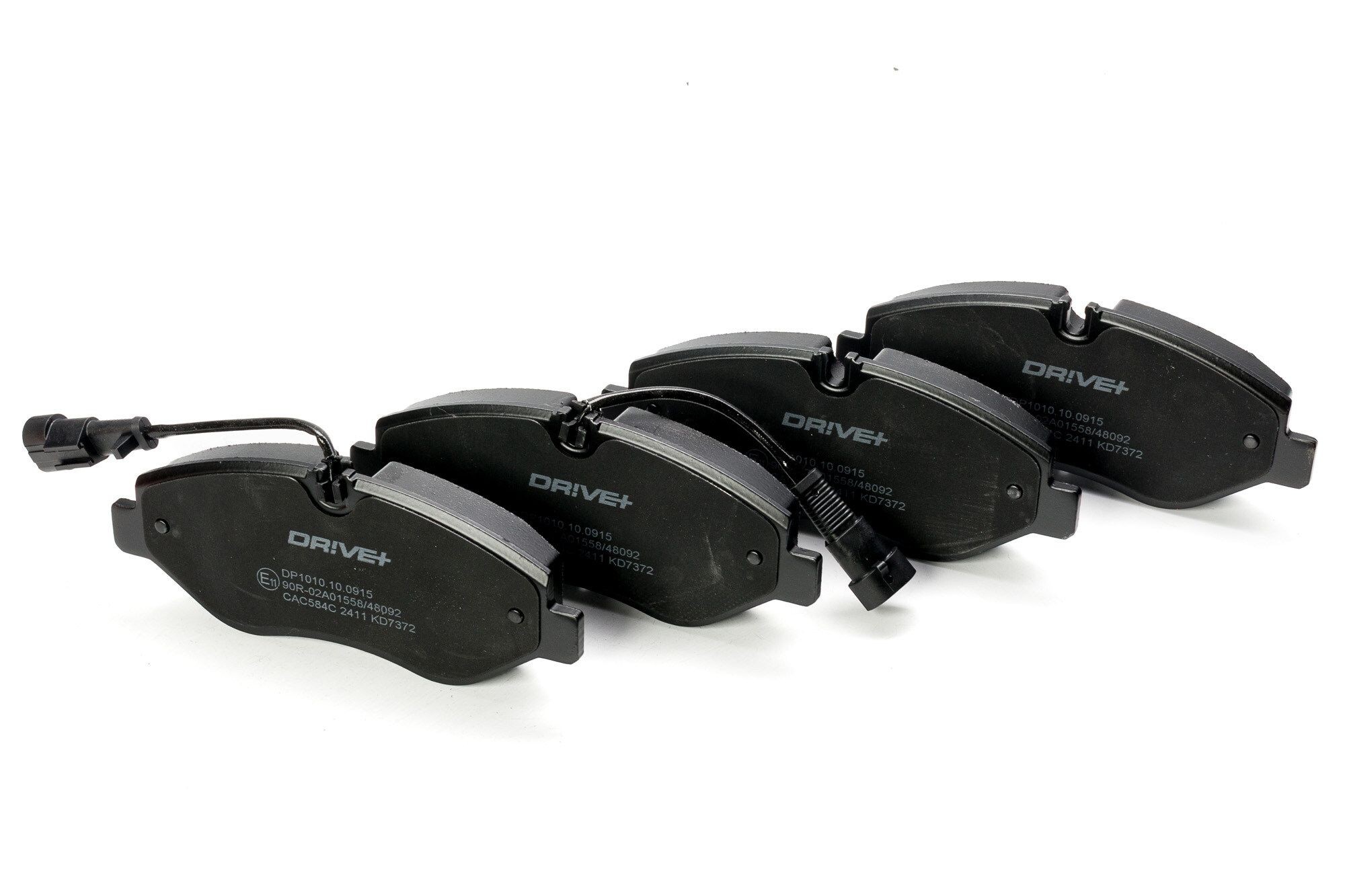 Dr!ve+ DP1010.10.0915: Bremsbeläge Vorderachse, mit Zubehör, mit Klebefolie, mit Schrauben