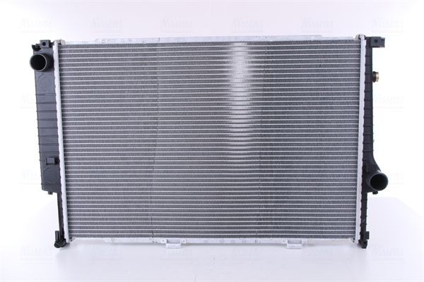 NISSENS 60747A: Radiateur du moteur avec joints, sans cache, sans vase d'expansion