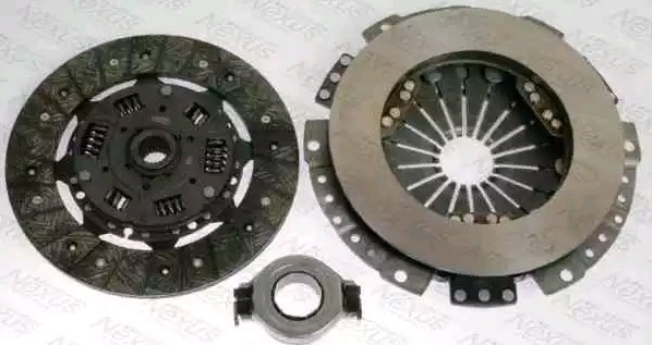 NEXUS F1W044NX: Kit d'embrayage